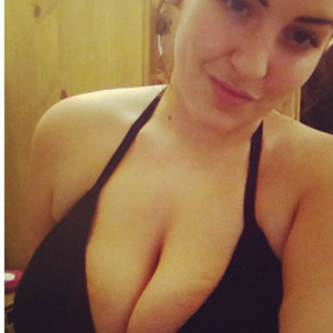 yasmindisney instagram bikini boobs