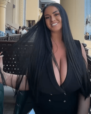 azra-tits