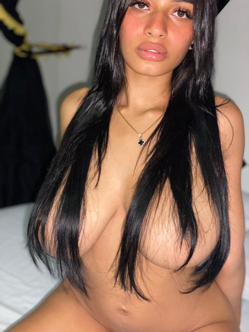 alhana-pulido-tetas